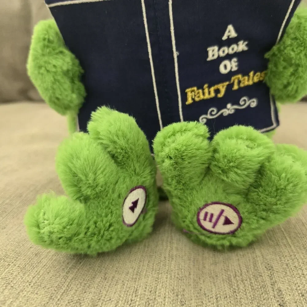 NWT Cuddle Barn Hadley Storytelling Frog Prince Plush Toy Reads 5 Fairy Tales - Picture 4 of 14